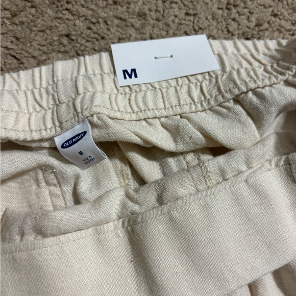 NWT Old Navy Pants - Picture 2 of 3